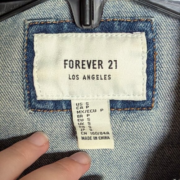 Forever 21 Jean Jacket with Fleece-like Collar, S - Picture 3 of 8
